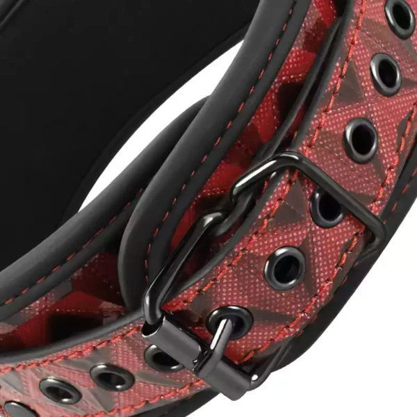 Begme Fetish Games – Collier en cuir végan premium édition rouge avec doublure en néoprène – vue 5 – BDSM & fétichisme