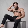 Fetish Submissive – Harnais en cuir écologique pour hommes épaules croisées attitude – vue 4 Fetish Submissive – Harnais en cuir écologique pour hommes épaules croisées attitude – vue 4 – Lingerie homme