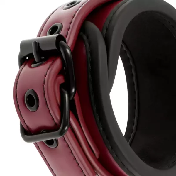 Fetish Submissive – Menottes de cheville en cuir végan avec doublure en néoprène – vue 5 – Sextoys