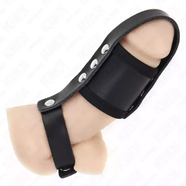 Kink – Anneau de cage à pénis en cuir avec sangle réglable de séparation des balles revêtueuse – vue 3 – BDSM & fétichisme