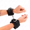 Kink – Appareils-poignets à boucle strass noir ajustable 25-32 cm x 5,5 cm – BDSM & fétichisme