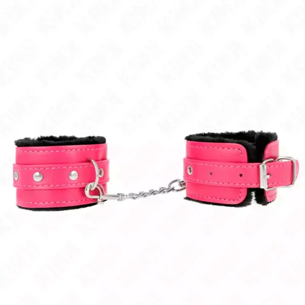 Kink – Appui-poignets doublés de fourrure premium noir avec ceinture rose framboise ajustable 17-29 cm x 6 cm – vue 2 – BDSM & fétichisme