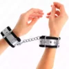 Kink – Appui-poignets fins noir / argent 30 x 4 cm – BDSM & fétichisme