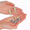 Kink – Pinces à teton lumineuses crâne avec anneau cloches réglables vert / argent – vue 3 – BDSM & fétichisme